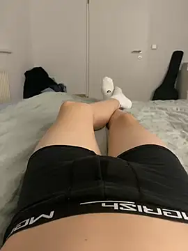 Snapshot of Nio-5 chatting on 01.07.25 Nio-5 online show from 01.07.25