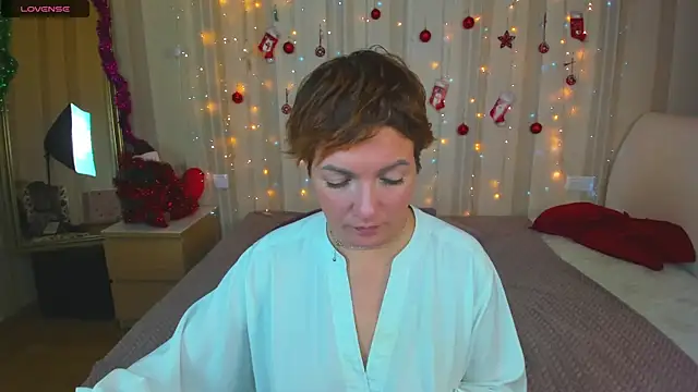 Snapshot of Katherine_Fox chatting on 01.06.25 Katherine Fox online show from 01.06.25