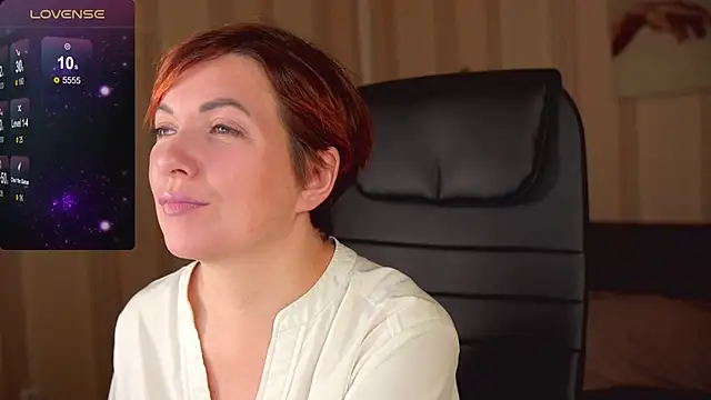 Snapshot of Katherine_Fox chatting on 02.09.25 Katherine Fox online show from 02.09.25