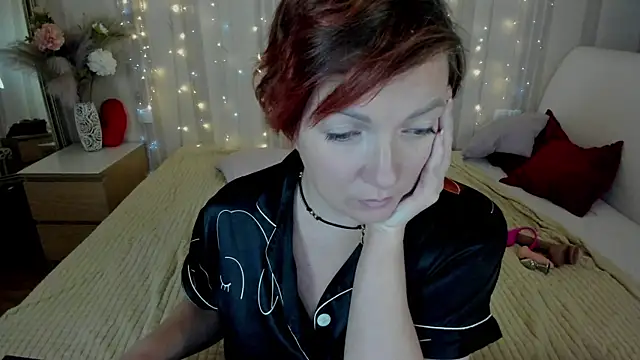 Snapshot of Katherine_Fox chatting on 03.15.25 Katherine Fox online show from 03.15.25