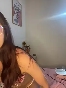 Snapshot of HallieLemon1 chatting on 03.15.25 HallieLemon1 online show from 03.15.25