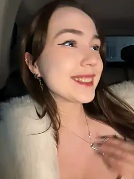 Snapshot of Peachy_Dream chatting on 02.09.25 Peachy Dream online show from 02.09.25