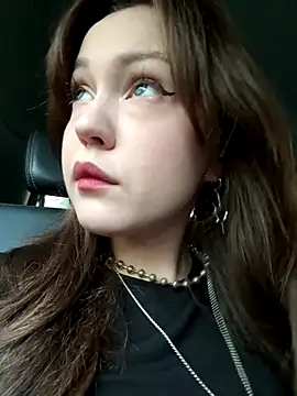 Snapshot of Peachy_Dream chatting on 09.10.25 Peachy Dream online show from 09.10.25