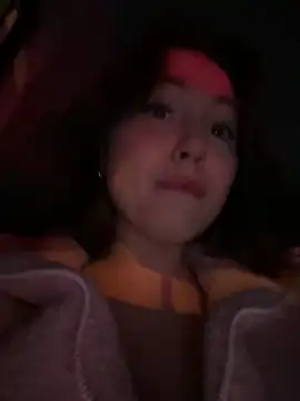 Snapshot of Peachy_Dream chatting on 09.20.25 Peachy Dream online show from 09.20.25