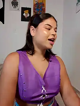 Snapshot of Cleo_hills chatting on 01.08.25 Cleo hills online show from 01.08.25