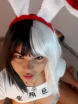 Snapshot of Cleo_hills chatting on 02.02.25 Cleo hills online show from 02.02.25