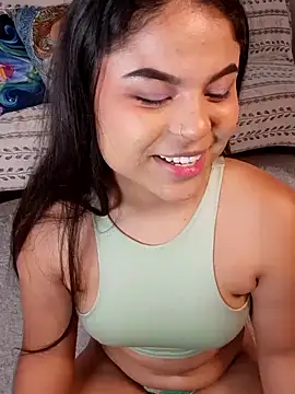 Snapshot of Cleo_hills chatting on 02.27.25 Cleo hills online show from 02.27.25