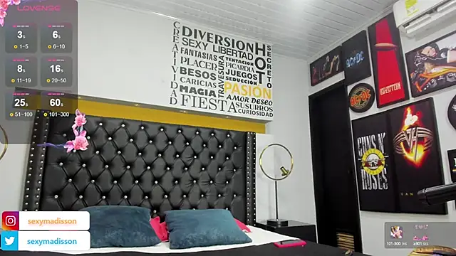 MADISSONLOVE  online show from 01.12.25