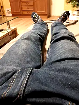 Snapshot of Big_Dick_22_in_Room chatting on 12.23.24 Big Dick 22 in Room online show from 12.23.24