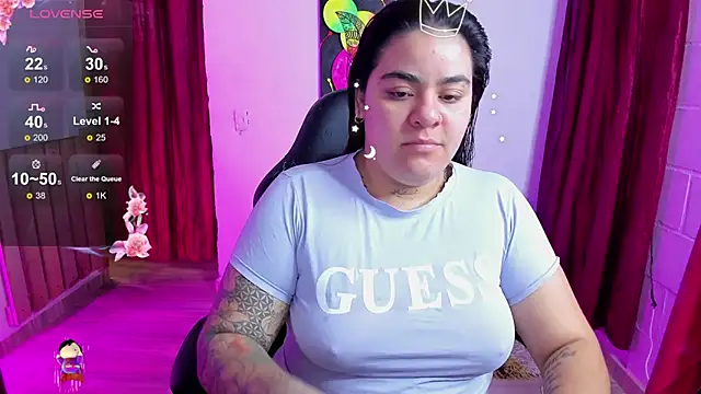 Snapshot of Sharon_hils chatting on 01.22.25 Sharon hils online show from 01.22.25