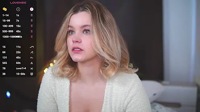 Snapshot of Milana15 chatting on 03.23.25 Milana15 online show from 03.23.25