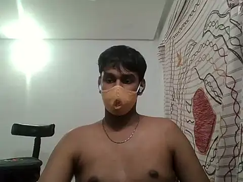 Snapshot of brownguy1234 chatting on 12.25.24 brownguy1234 online show from 12.25.24