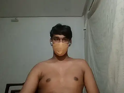 Snapshot of brownguy1234 chatting on 01.29.25 brownguy1234 online show from 01.29.25