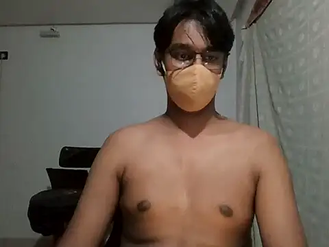 Snapshot of brownguy1234 chatting on 02.06.25 brownguy1234 online show from 02.06.25