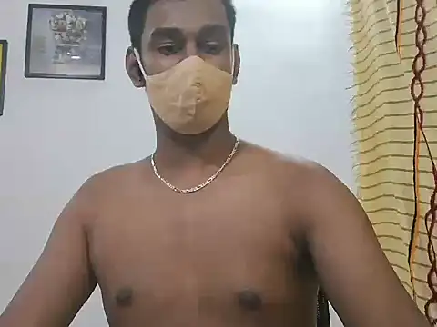 Snapshot of brownguy1234 chatting on 11.11.25 brownguy1234 online show from 11.11.25