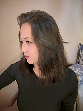 Snapshot of JoyFulLicss chatting on 01.18.25 JoyFulLicss online show from 01.18.25