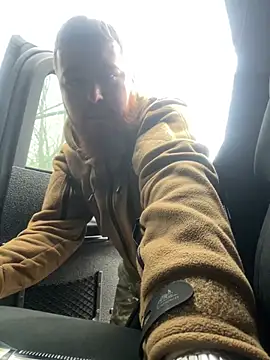 Snapshot of Artur6663 chatting on 12.28.24 Artur6663 online show from 12.28.24