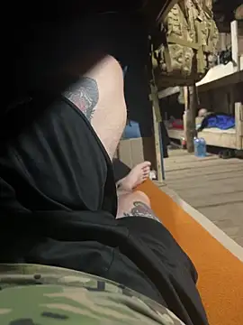 Snapshot of Artur6663 chatting on 03.05.25 Artur6663 online show from 03.05.25