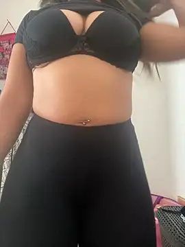 Snapshot of Gabizinhagirls chatting on 02.26.25 Gabizinhagirls online show from 02.26.25