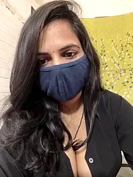 Snapshot of Nehubhabhi26 chatting on 10.27.25 Nehubhabhi26 online show from 10.27.25