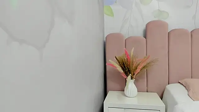 Annie Cute18  online show from 03.05.25