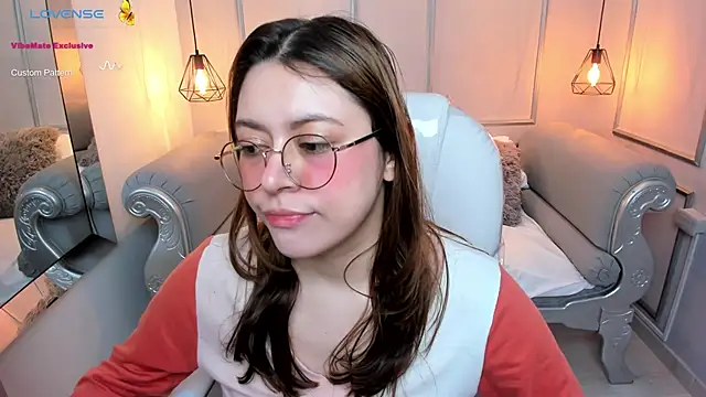 Lanna18 online show from 01.13.25
