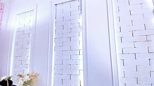 amber-hill online show from 10.20.25