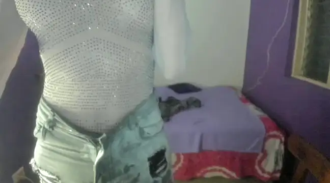 Snapshot of Unicorn_Mistress chatting on 03.14.25 Unicorn Mistress online show from 03.14.25