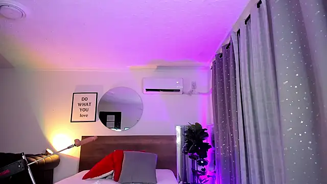 Snapshot of valery_yepes chatting on 02.07.25 valery yepes online show from 02.07.25