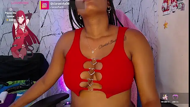 Snapshot of ebonyciaraqueen chatting on 01.16.25 ebonyciaraqueen online show from 01.16.25