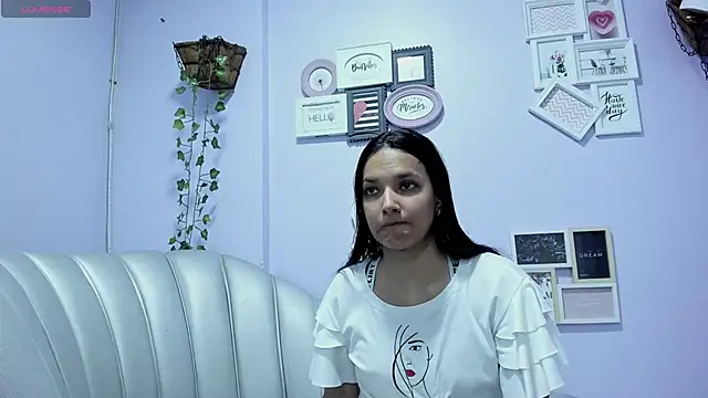 Snapshot of ShagiAmir chatting on 02.02.25 ShagiAmir online show from 02.02.25