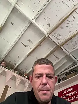 Snapshot of mrwright878787 chatting on 10.10.25 mrwright878787 online show from 10.10.25