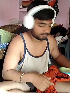 Snapshot of Cuty_dev chatting on 03.20.25 Cuty dev online show from 03.20.25