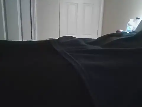 Snapshot of BigDcrizz chatting on 10.21.25 BigDcrizz online show from 10.21.25