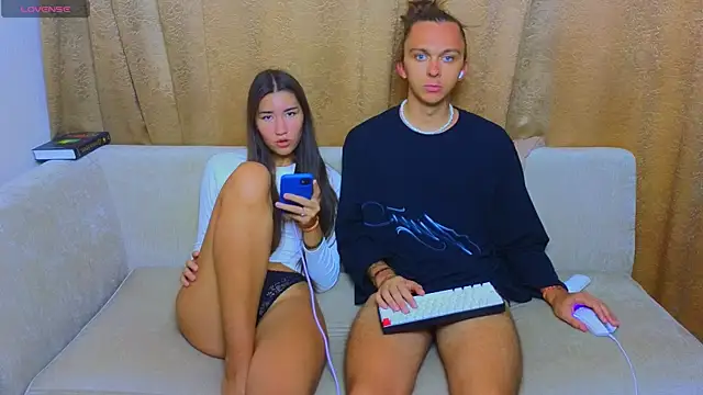 Snapshot of do_u_know_them chatting on 01.27.25 do u know them online show from 01.27.25