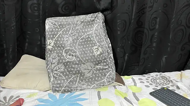 Snapshot of Rachel_Dubois chatting on 12.17.24 Rachel Dubois online show from 12.17.24