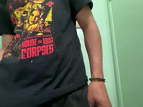 Snapshot of Adateen chatting on 12.16.24 Adateen online show from 12.16.24