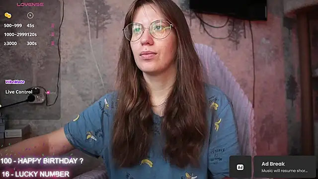 Snapshot of ms_allison_w chatting on 10.26.25 ms allison w online show from 10.26.25