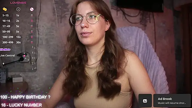 Snapshot of ms_allison_w chatting on 10.27.25 ms allison w online show from 10.27.25