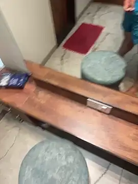 Snapshot of versatile_guy01 chatting on 10.05.25 versatile guy01 online show from 10.05.25