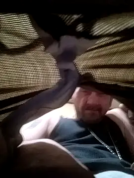 Snapshot of gettinit2wice chatting on 12.29.24 gettinit2wice online show from 12.29.24