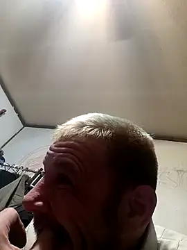 Snapshot of gettinit2wice chatting on 01.17.25 gettinit2wice online show from 01.17.25