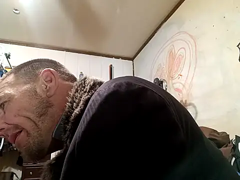 Snapshot of gettinit2wice chatting on 02.16.25 gettinit2wice online show from 02.16.25