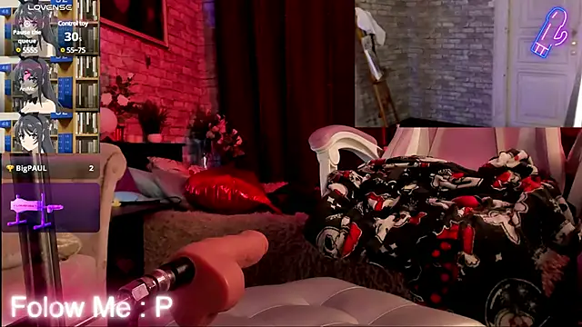 Snapshot of Alex_Howell chatting on 02.19.25 Alex Howell online show from 02.19.25