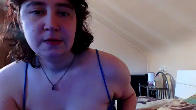 Snapshot of SexyLucie2024 chatting on 10.20.25 SexyLucie2024 online show from 10.20.25