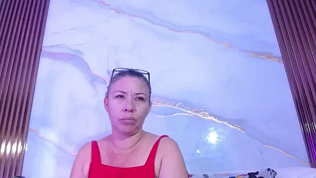 ARTEMIZA LOVE  online show from 09.24.25