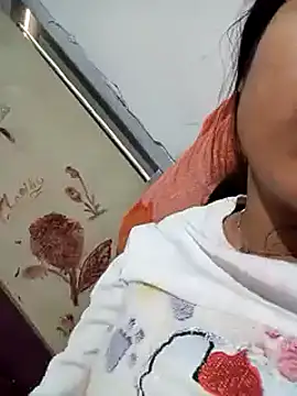 Snapshot of Queen_suman chatting on 01.07.25 Queen suman online show from 01.07.25