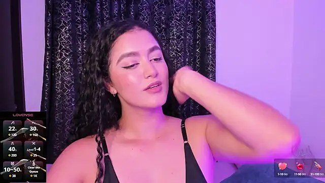 Snapshot of Adhara-zanne chatting on 03.14.25 Adhara-zanne online show from 03.14.25