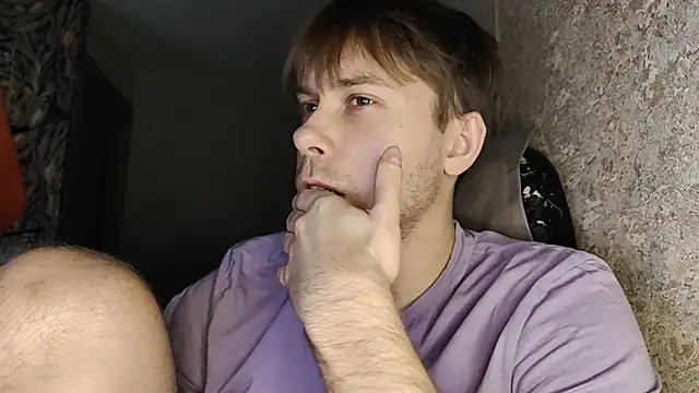 Snapshot of mike_peach chatting on 02.07.25 mike peach online show from 02.07.25