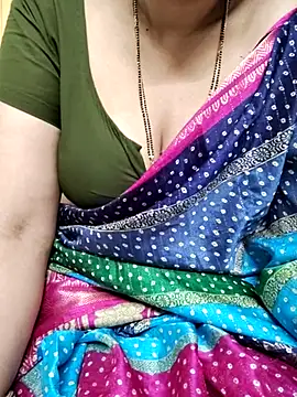 Snapshot of sunitha-3 chatting on 03.21.25 sunitha-3 online show from 03.21.25